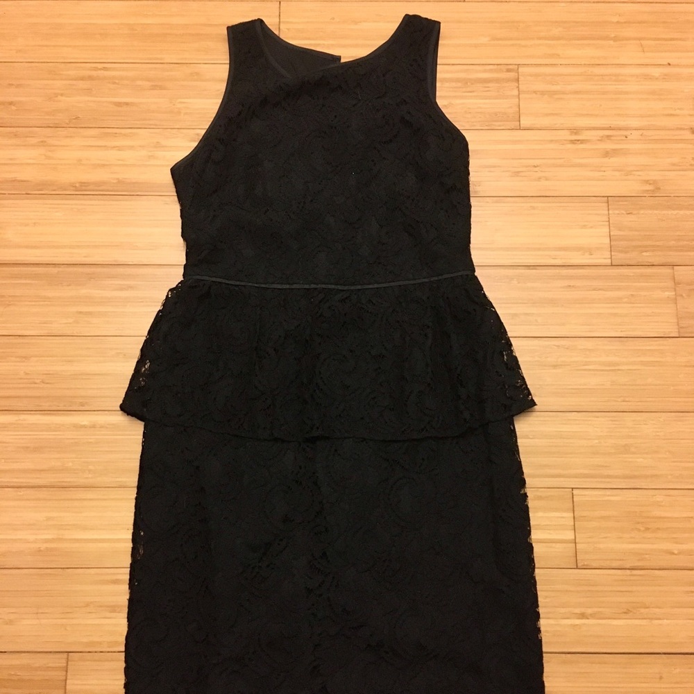 Banana republic black lace dress size 8